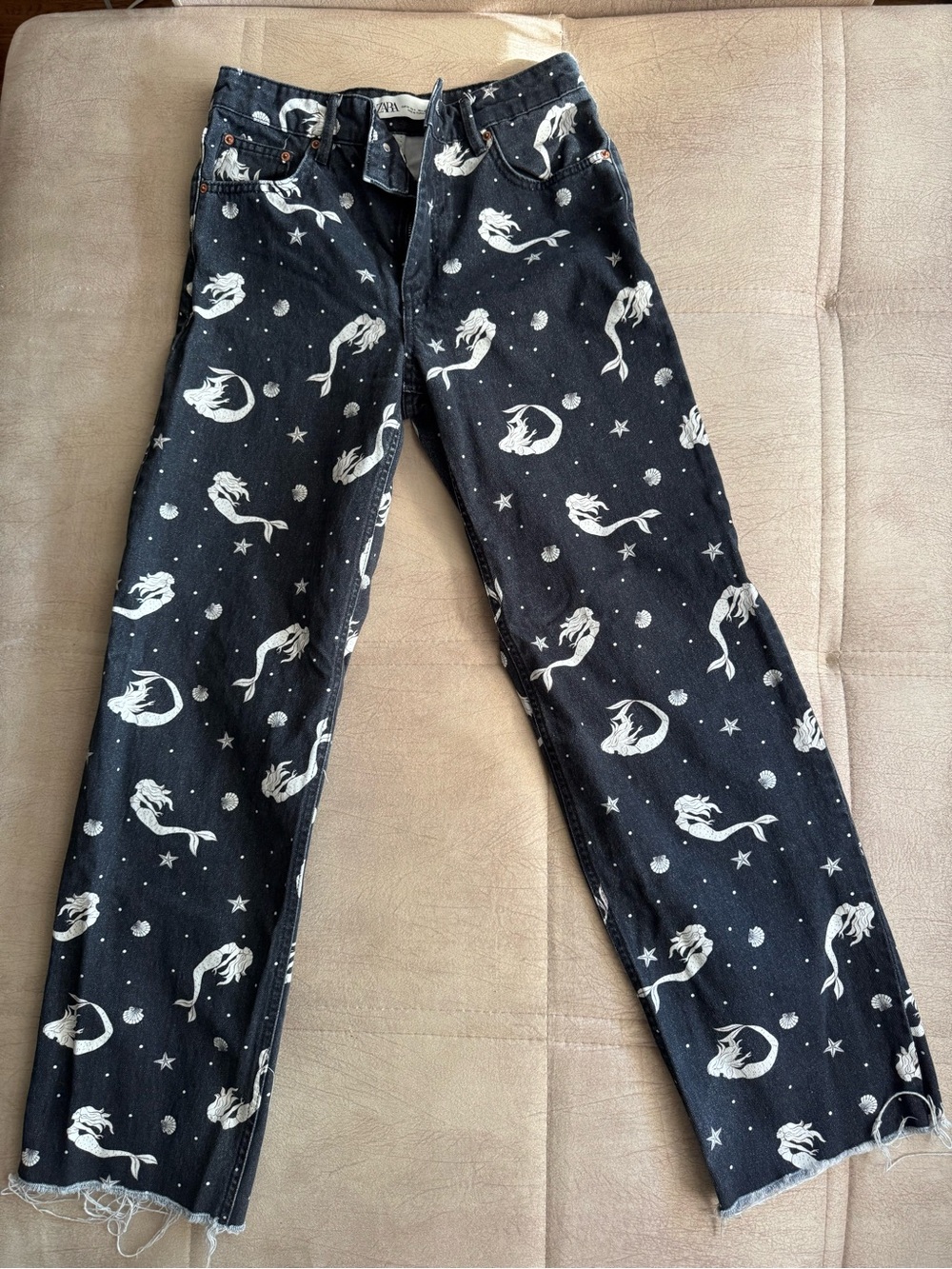 Zara Black Mermaid Print Jeans